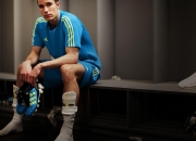 熊猫直播APP-赛道上的双雄对决，拉塞尔统治全场，雷诺鏖战迈凯伦