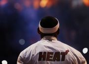 熊猫体育下载-阿尔瓦雷斯惊艳四座，AC米兰力克亚特兰大展现战术新维度