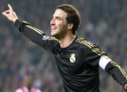 熊猫直播平台-金玟哉铸就钢铁防线，荷兰战术纪律击碎巴拉圭反击希望